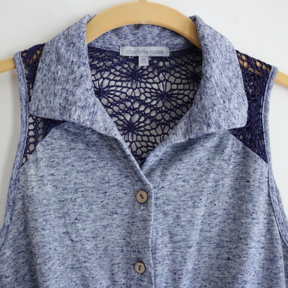 Charlotte Russe Blue Sleeveless Buttoned Tie Up Tank - Picture 3 of 7